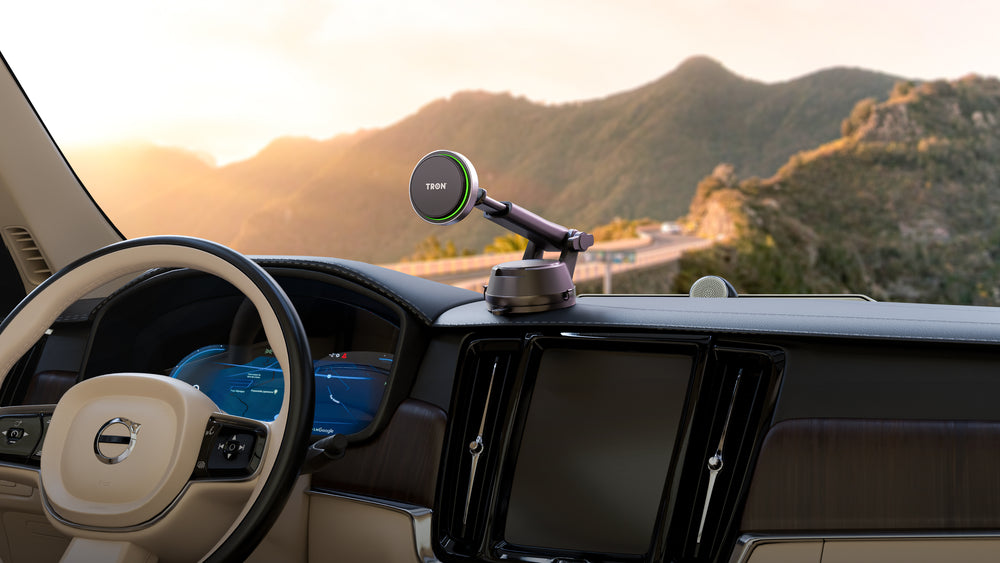TRON Qi2 Wireless Car Charger — 25W Magnetic Mount with Ice Cooling (view 2)